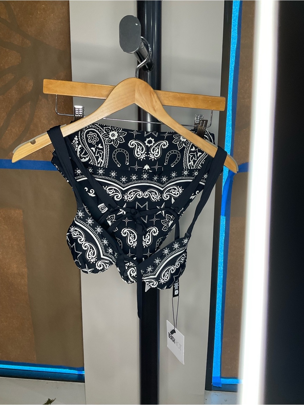 Beach Riot Sage Top Bandana Black XS